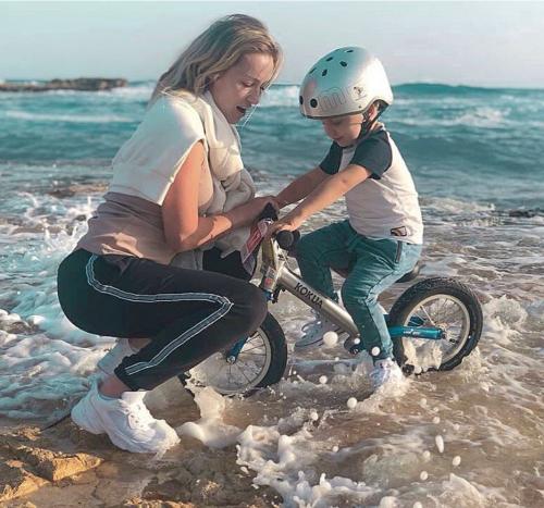 Секреты стильного гардероба для мамочек. Стильный гардероб для молодой мамы 2020: как одеться комфортно и модно