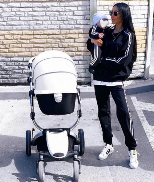 Секреты стильного гардероба для мамочек. Стильный гардероб для молодой мамы 2020: как одеться комфортно и модно