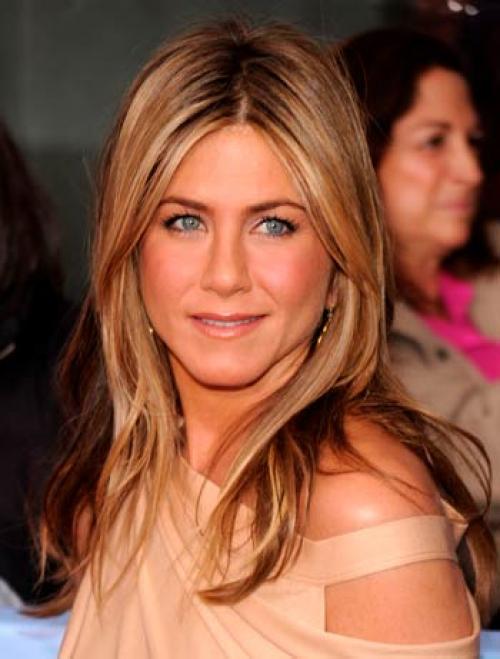 Какой цвет волос молодит после 40 лет для смуглой кожи. Какой цвет действительно молодит женщину после 50 лет