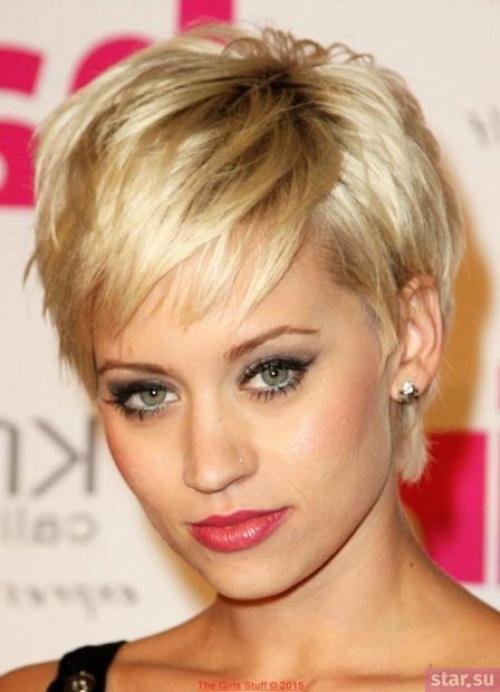 Боб каре на ножке 2019. Стрижка боб каре на ножке на короткие волосы