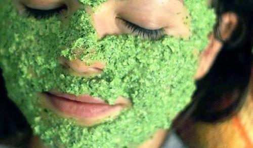 Отбеливающая маска для лица своими руками. Отбеливающие маски для лица в домашних условиях