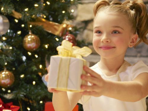 Что подарить на Рождество маме. Немного волшебства для самой родной: идеи рождественских подарков для мамы