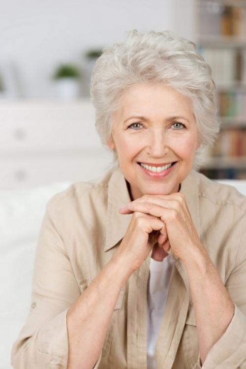 Прически для женщин 50 лет с длинными волосами. Стрижки для дам за 50