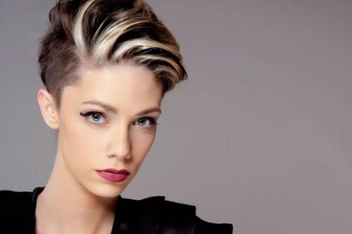 Мелирование на боб каре. Мелирование на короткую стрижку:плюсы и минусы, фото до и после, цена и ТОП 11 лучших техник