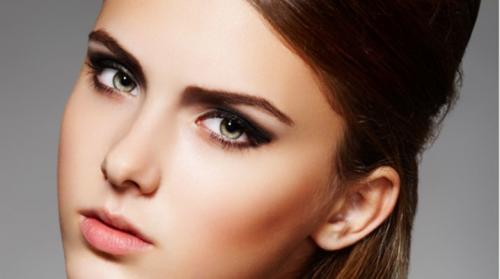 Красивый макияж с тенями. Макияж коричневыми тенями