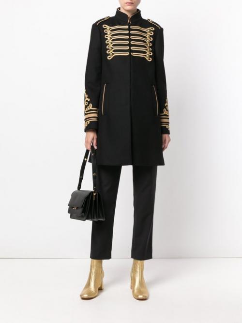 Черное пальто с чем носить 2019. Модные пальто с принтами 2019 2020 — фото