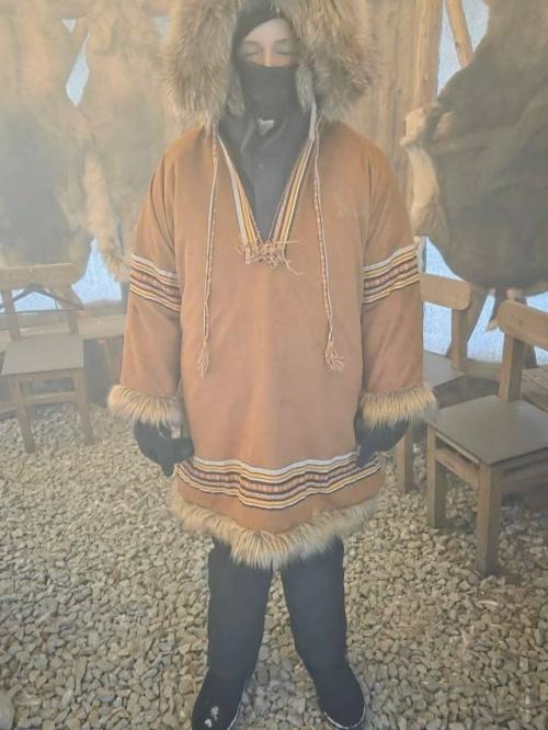 Павел воля вместе с двенадцатилетним сыном Робертом отправились в зимнее путешествие в самый холодный регион земли - приветливую Якутию. 02