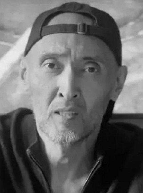 На 54 году жизни ушел казахский актер и богатырь Мурат бисенбин. 02