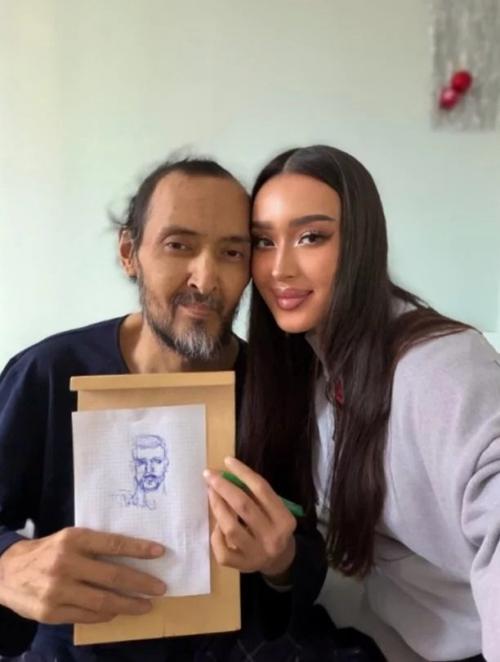 На 54 году жизни ушел казахский актер и богатырь Мурат бисенбин. 03