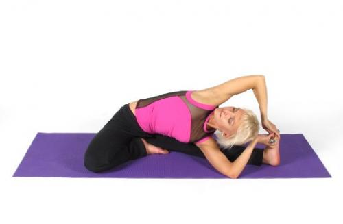 Нарушение осанки и сколиозы часто приводят к снижению высоты межпозвонковых дисков, выполняющих в позвоночнике функцию амортизаторов. 03