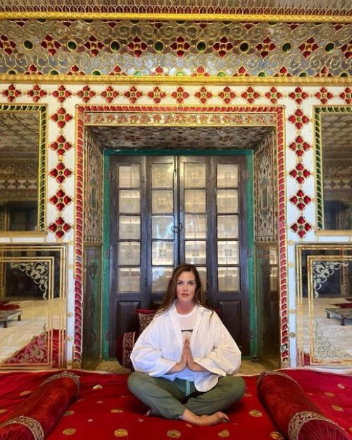 Фотошоп … выглядит ухоженно, но, я её видела в Останкино. 02