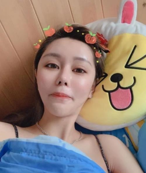 Китаянка сделала 30 операций, чтобы стать похожей на любимую актрису своего парня. 03