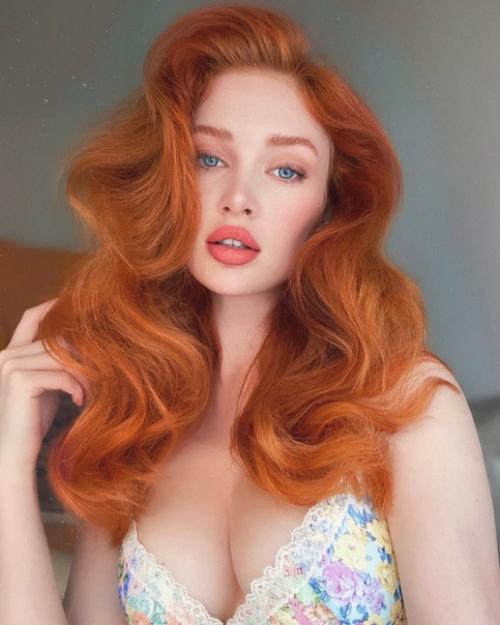 Такая очаровательная Анджелина мишель! 01