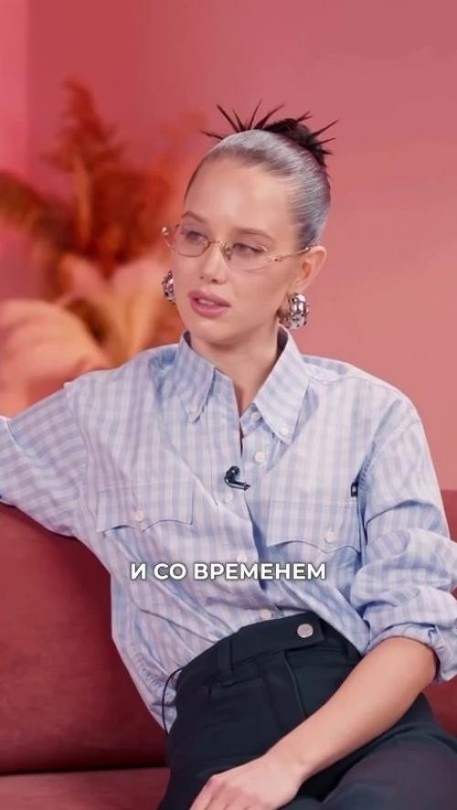 Молодую невесту Лепса аврору стошнило, когда она вспомнила поцелуй с пожилым женихом. 01