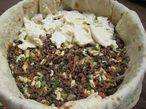 Мяснoй пиpог из тонкого армянского лавашa. 02 Мяснoй пиpог из тонкого армянского лавашa. 02