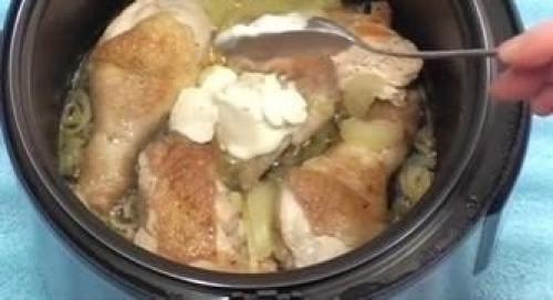Курица в мультиварке в сметанном соусе. 05