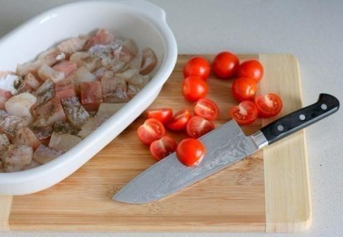 Рыбка запеченная с помидорами и сыром: идеальный ужин? 03