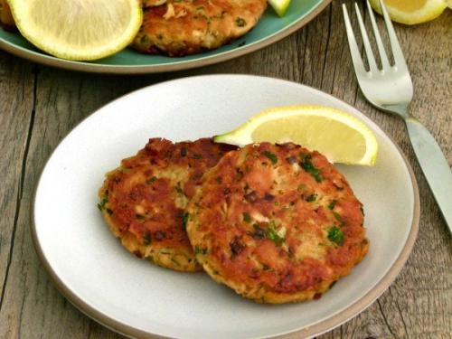 Оладьи с рыбой и овсяными хлопьями. 05