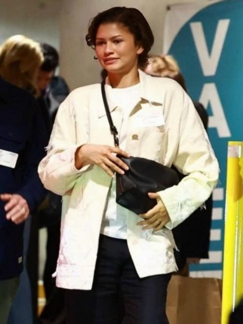 Зендея слухи о тайной свадьбе с томом холландом спровоцировала. 01