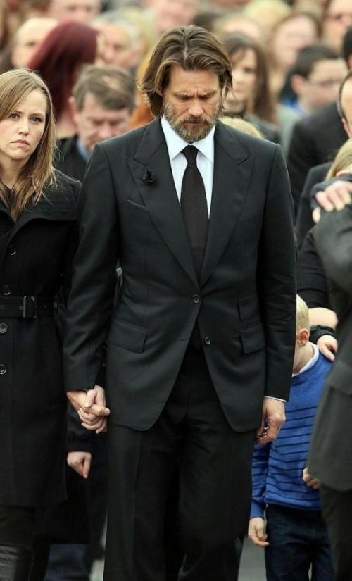 Джим керри предстал в неожиданном свете. 

