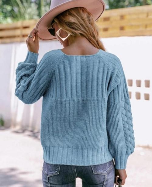 Очень оригинально!  И цвет, и модель! 01