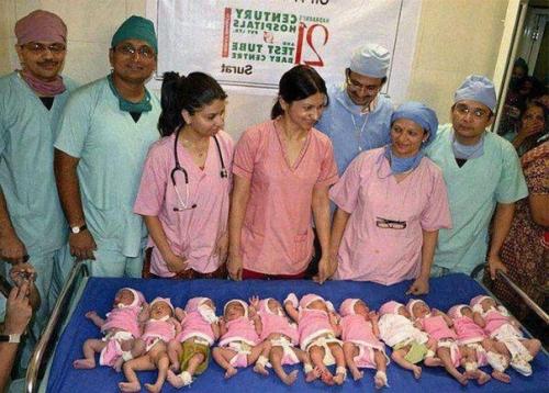 42-Летняя жительница Индии за один раз родила 11 детей. 01