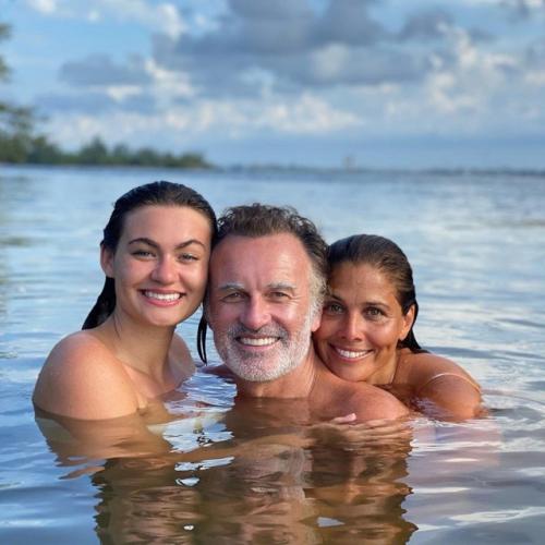 Звезда Зачарованных джулиан макмэхон умер. 01