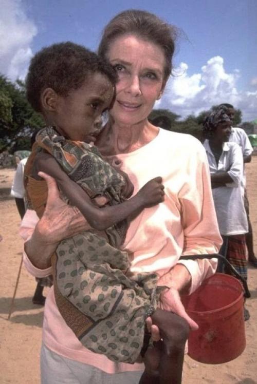 Одри хепберн была не только голливудской звездой и модной иконой. 03