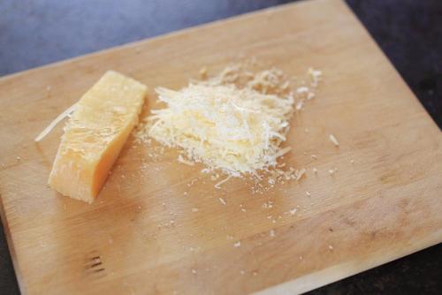 Невозможногонет. Позднийэкспресс. Вик занят ноутбуком, а Надя пытается делать вид, что занята конспектом. 06 Невозможногонет. Позднийэкспресс. Вик занят ноутбуком, а Надя пытается делать вид, что занята конспектом. 06