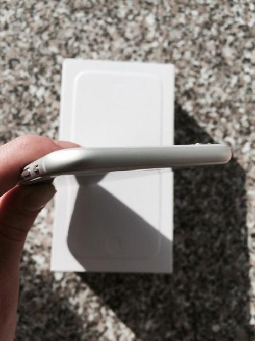 Неделю назад заказал Iphone 6S, через 6 дней я забрал его на почте и вот решил оставить отзыв! 02