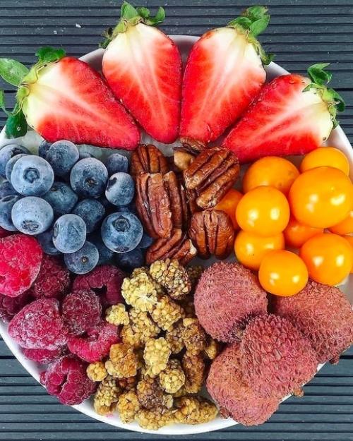 Ягоды - идеальная альтернатива сладостям. 02