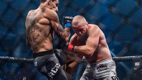 Александр шлеменко сенсационно проиграл сербу Александру иличу уже на 21-ой секунде. 02