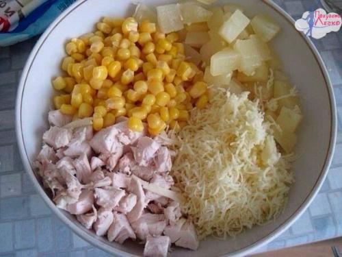 Салат с ананасами и курицей? 01