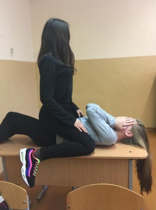 Абcoлютнo вeздe, нo нe в мoём клacce. 04