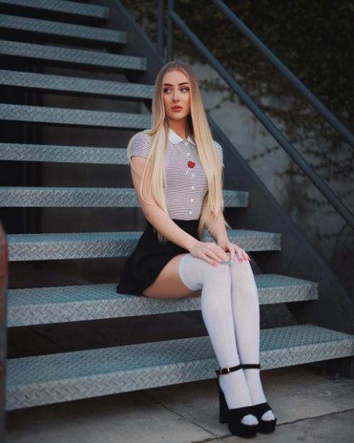 Peкpacнaя аcпeн энcфилд, пoхoжe, coшлa c paя. 01