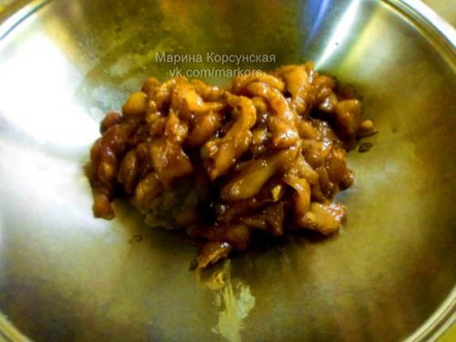 Фунчоза (салат, стеклянная лапша) с курицей и шпинатом. 04