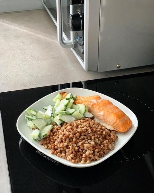 Правильное питание может быть не только полезным, но и очень аппетитным. 02