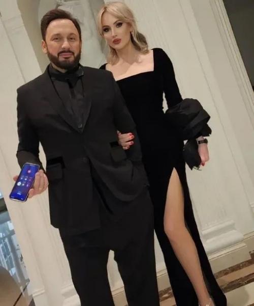 Жена Стаса Михайлова поработала над своей внешностью так что поклонники перестали узнавать её. 05