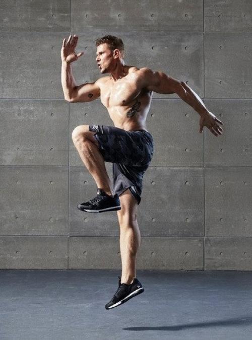 Каким тогда должен быть спортсмен, если это актер? 06