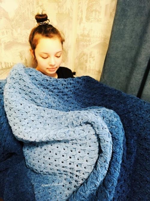 Автор чудного пледика - чудная девочка Ариша юшкова. 02