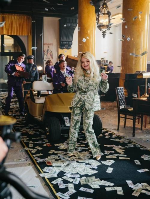 Больше никаких загадок: Ларису долину не исключили из фильма 