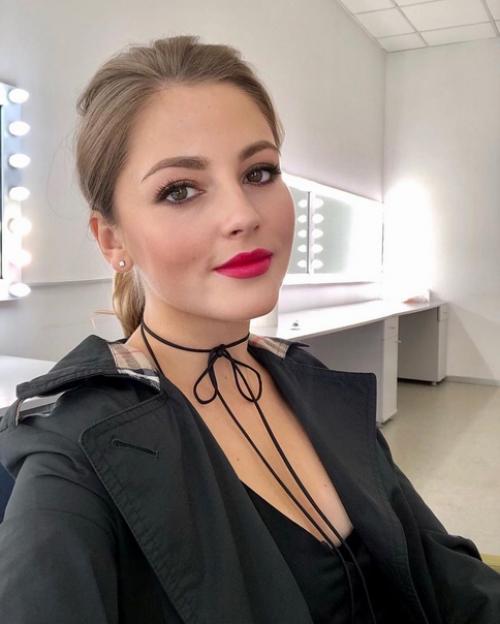 А вам нравится прекрасная Анна михайловская. 02