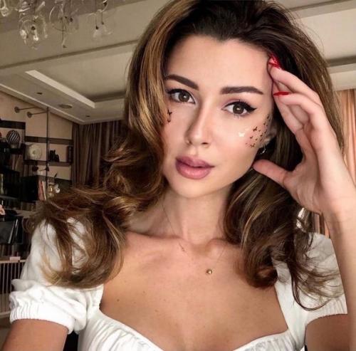 Дочь анастасии Заворотнюк точная копия своей знаменитой матери. 01