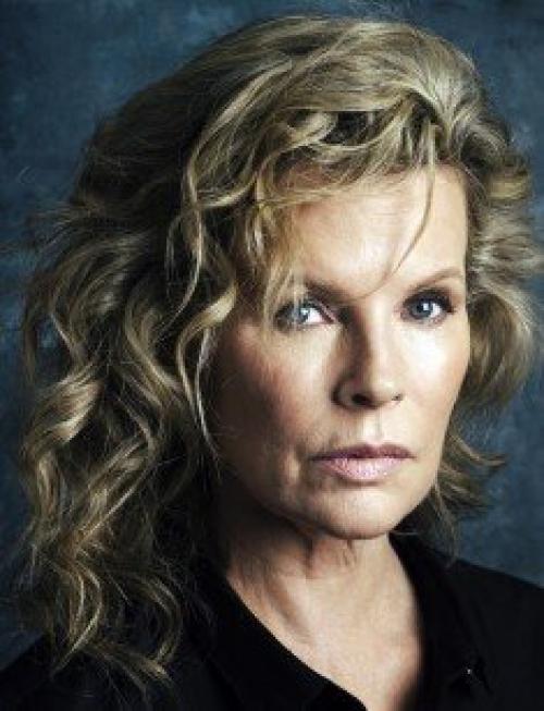 Ким бейсингер - американская актриса, фотомодель. 03