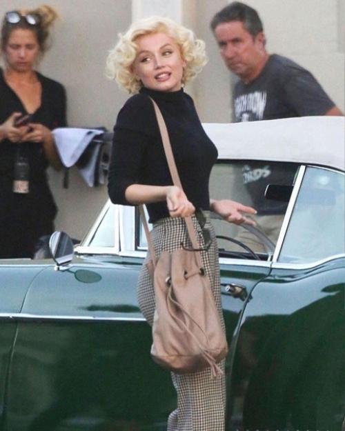 Невероятная и превосходная! 01