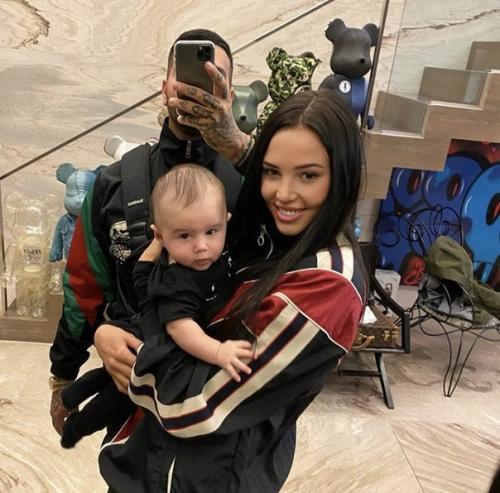 Классные какие Тимати, Анастасия Решетова и их сынуля Ратмир! 04