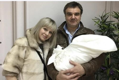 Муж певицы Натали Александр рудин неожиданно скончался в 53 года. 01