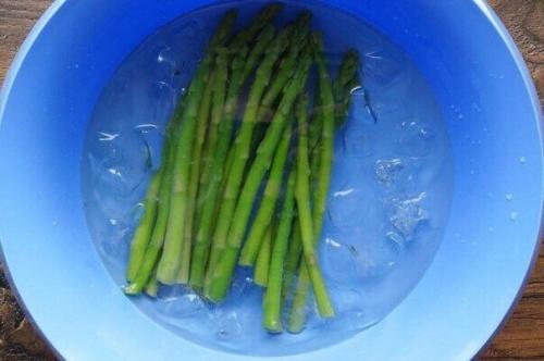 Курица в горчичном соусе со спаржей. 05 Курица в горчичном соусе со спаржей. 05