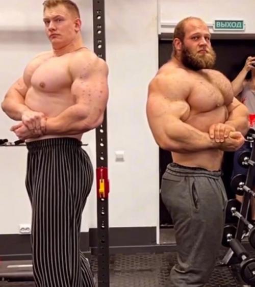 Одни из самых мощных людей в России встретились. 01