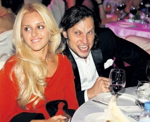 Александр ревва и его жена раньше и сейчас. 01